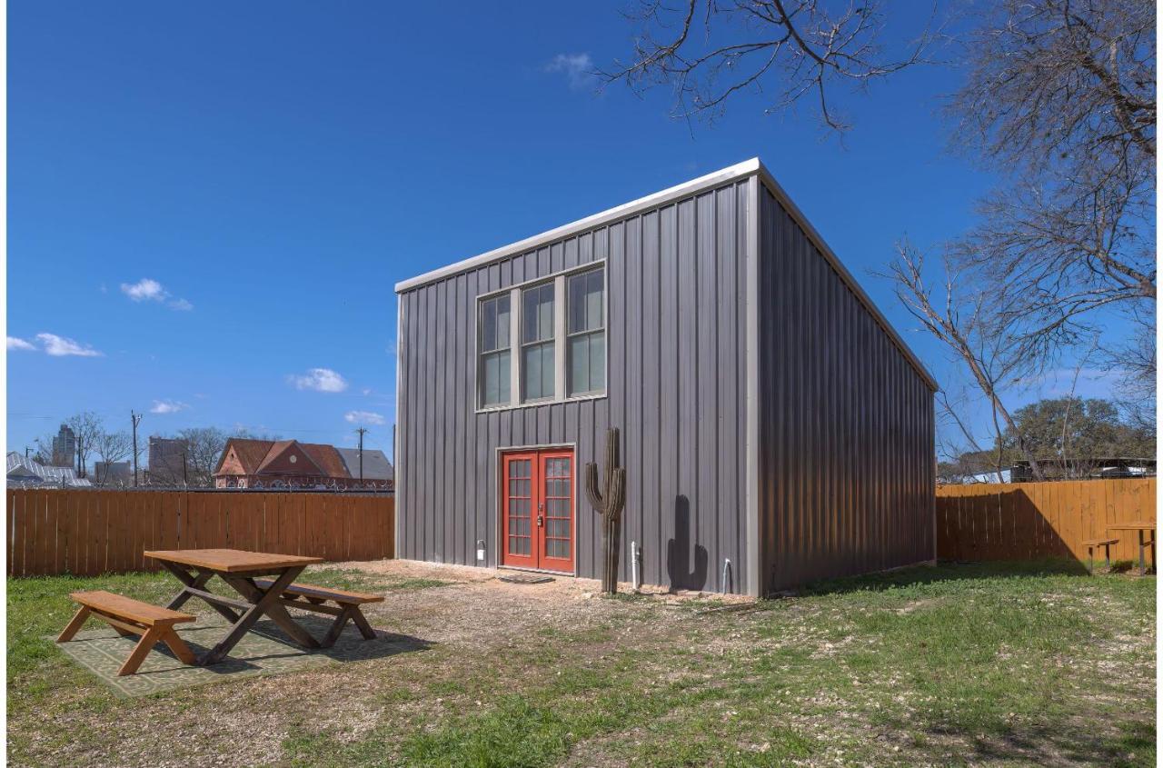Gorgeous Guesthouse Near Amazing Downtown San Antonio Room photo
